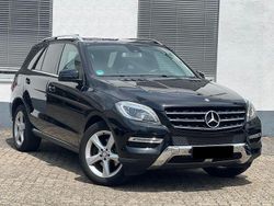 Obsidianschwarz Gebraucht 2013 Mercedes ML250 SUV | 17.500 € (Guter Preis)