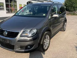 Grau Gebraucht 2008 VW Touran Cross Van / Kleinbus | 2.999 € (Fairer Preis)