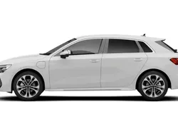 Grau Neu 2025 Audi A3 Sportback Ambiente Limousine | 34.780 € (Guter Preis)