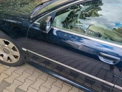 Blau Gebraucht 2005 Audi A8 Limousine | 4.000 €