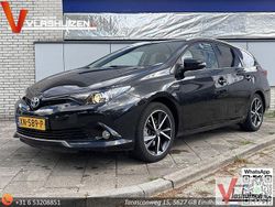 Schwarz Gebraucht 2019 Toyota Auris Touring Sports Kombi | 10.200 € (Teuer)