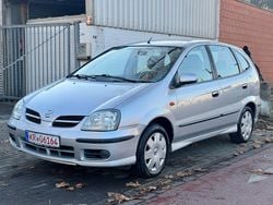 Silber Gebraucht 2003 Nissan Almera Tino Van / Kleinbus | 1.950 € (Etwas zu teuer)