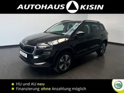 Schwarz Gebraucht 2024 Skoda Karoq Selection SUV | 36.990 € (Fairer Preis)