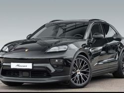 Schwarz Gebraucht 2025 Porsche Macan 4 Electric SUV | 87.900 € (Fairer Preis)