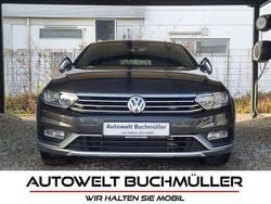Grau Gebraucht 2018 VW Passat Alltrack Kombi | 19.490 € (Fairer Preis)