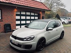 Grau Gebraucht 2012 VW Golf GTI Limousine | 11.499 €