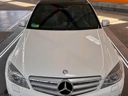 Weiß Gebraucht 2010 Mercedes C200 AMG line Kombi | 11.649 €