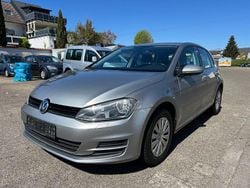 Silber Gebraucht 2014 VW Golf VII Trendline Limousine | 8.990 € (Fairer Preis)