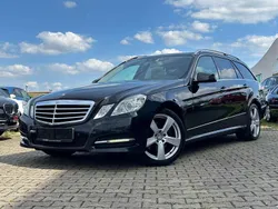 Schwarz Gebraucht 2010 Mercedes E350 Avantgarde Kombi | 6.850 € (Guter Preis)