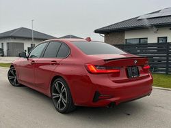 Rot Gebraucht 2021 BMW 330 Sport Line Limousine | 25.000 €