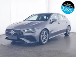 Grau Gebraucht 2024 Mercedes CLA200 Shooting Brake AMG Kombi | 34.880 € (Fairer Preis)