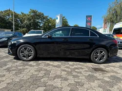 Schwarz Gebraucht 2019 Mercedes A200 Limousine | 19.250 € (Fairer Preis)