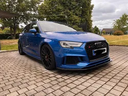 Blau Gebraucht 2018 Audi RS3 Sportback Sport Kleinwagen | 45.000 € (Fairer Preis)