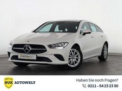 Weiß Gebraucht 2021 Mercedes CLA220 Limousine | 26.460 € (Superpreis)