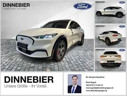 Weiß (metallic) Gebraucht 2022 Ford Mustang Mach-E SUV | 40.249 € (Fairer Preis)