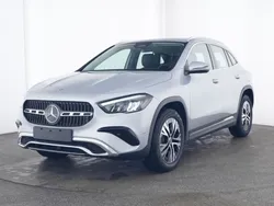 Blau Gebraucht 2024 Mercedes GLA180 Progressive SUV | 35.220 € (Guter Preis)