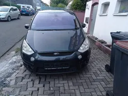 Blau Gebraucht 2008 Ford S-MAX S Van / Kleinbus | 1.200 €
