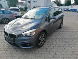 Grau Gebraucht 2015 BMW 216 Gran Tourer Sport Line Van / Kleinbus | 11.950 € (Fairer Preis)