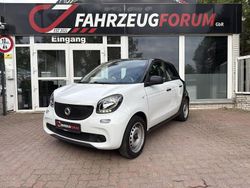 Weiß Gebraucht 2017 Smart ForFour Limousine | 8.600 € (Fairer Preis)