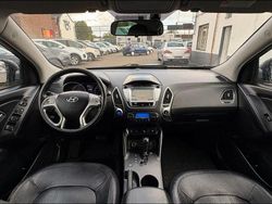 Grau Gebraucht 2010 Hyundai ix35 SUV | 10.199 € (Teuer)