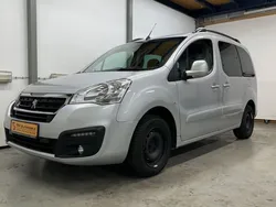 Silber Gebraucht 2017 Peugeot Partner Tepee Allure Van / Kleinbus | 9.999 € (Fairer Preis)