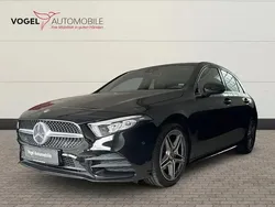 Nachtschwarz uni Gebraucht 2018 Mercedes A200 AMG line Limousine | 22.940 € (Fairer Preis)