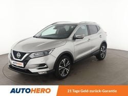 Grau Gebraucht 2019 Nissan Qashqai N-Connecta SUV | 18.860 € (Etwas zu teuer)