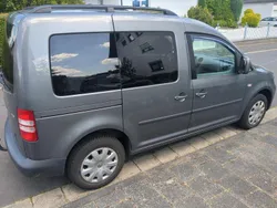 Grau Gebraucht 2013 VW Caddy Trendline Van / Kleinbus | 6.999 € (Guter Preis)