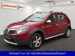 Rot Gebraucht 2012 Dacia Sandero Stepway Kleinwagen | 2.899 € (Etwas zu teuer)