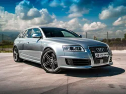 Silber Gebraucht 2008 Audi RS6 | 30.000 €