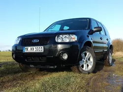 Schwarz metallic Gebraucht 2005 Ford Maverick SUV | 7.500 €