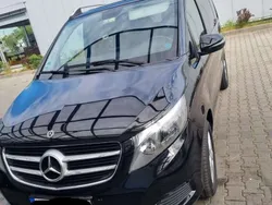 Schwarz Gebraucht 2019 Mercedes V200 Van / Kleinbus | 28.999 € (Guter Preis)