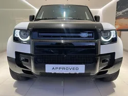 Farbe: schwarz Gebraucht 2022 Land Rover Defender SUV | 112.900 € (Teuer)