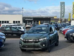 Grün (safarigrüngrau) Neu 2024 Dacia Sandero Stepway Kleinwagen | 18.990 € (Fairer Preis)
