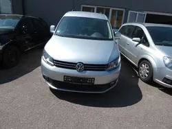 Silber Gebraucht 2013 VW Caddy Maxi Edition Van / Kleinbus | 4.300 €