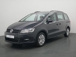 Grau Gebraucht 2022 VW Sharan Comfortline Van / Kleinbus | 24.980 € (Fairer Preis)