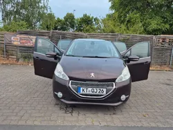 Schwarz Gebraucht 2014 Peugeot 208 Allure Kleinwagen | 5.500 € (Guter Preis)