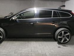 Schwarz Gebraucht 2013 Volvo V60 Kombi | 10.500 €