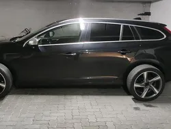 Schwarz Gebraucht 2013 Volvo V60 Kombi | 11.500 €