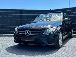 Schwarz Gebraucht 2019 Mercedes C200 Avantgarde Limousine | 18.990 € (Superpreis)