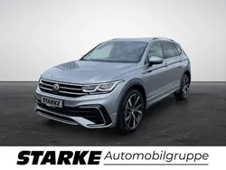Silber Gebraucht 2024 VW Tiguan Allspace R-line SUV | 48.290 € (Teuer)