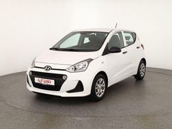 Weiß Gebraucht 2018 Hyundai i10 Classic Kleinwagen | 11.990 € (Teuer)