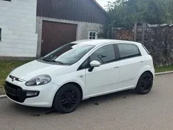 Weiß Gebraucht 2011 Fiat Punto Evo Kleinwagen | 1.990 € (Fairer Preis)
