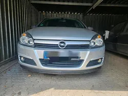 Silber Gebraucht 2005 Opel Astra Limousine | 5.999 €