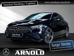 Schwarz (kosmosschwarz) Gebraucht 2023 Mercedes A220 AMG Limousine | 40.950 € (Teuer)
