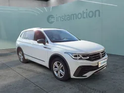 Weiß Gebraucht 2024 VW Tiguan Allspace R-line SUV | 47.590 € (Etwas zu teuer)
