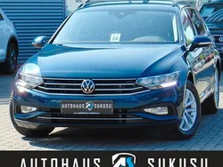 Aquamarinblau metallic Gebraucht 2023 VW Passat Business Kombi | 22.990 € (Fairer Preis)