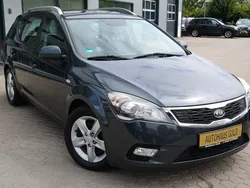 Grau Gebraucht 2010 Kia Ceed Sportswagon Kombi | 5.990 € (Teuer)