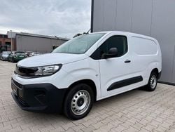 Weiß Gebraucht 2025 Opel Combo Basis Van / Kleinbus | 15.500 € (Guter Preis)