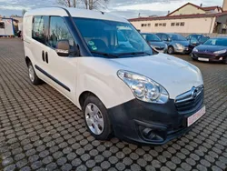 Weiß Gebraucht 2014 Opel Combo Van / Kleinbus | 5.499 € (Guter Preis)